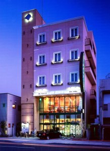 白樺荘（ルブラン）７外観　夕景a