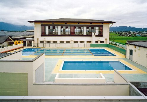 安曇養護学校プール付属棟ほか建築工事　新築【体育施設】