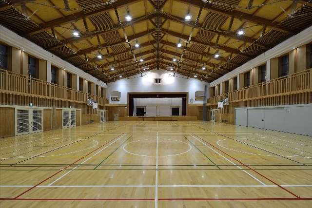 明南小学校体育館非構造部材耐震化工事　竣工